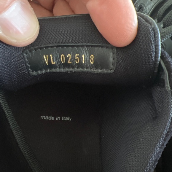 Size 8- Louis Vuitton LV Trainer Black - 1A8PUA - Picture 8 of 9